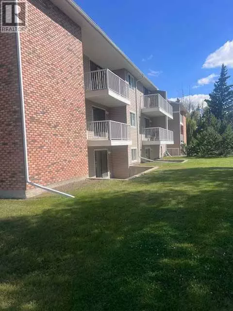 301, 49 Bennett Street, Red Deer, AB T4R1V4