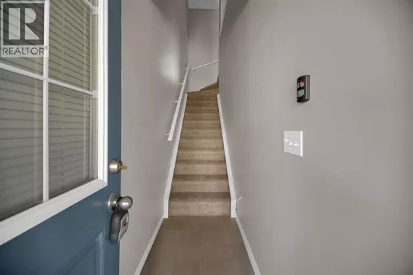 Calgary, AB T2Z1B7,136 New Brighton Point SE