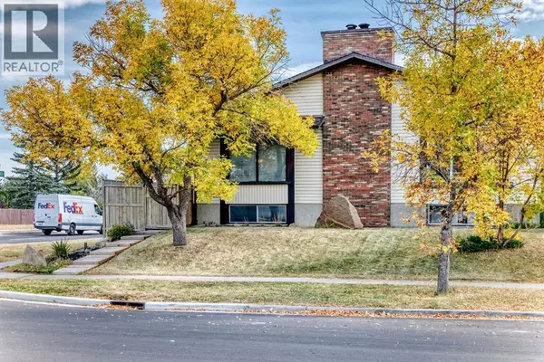 Calgary, AB T3K1B4,8432 Berkley Road NW