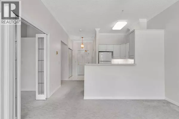 Calgary, AB T2V5J8,108, 9449 19 Street SW