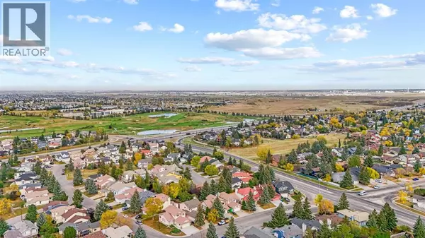 Calgary, AB T3K3M2,1024 Santana Road NW