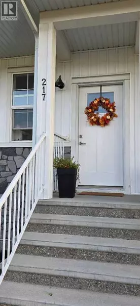 217 Dawson Way, Chestermere, AB T1X2R7