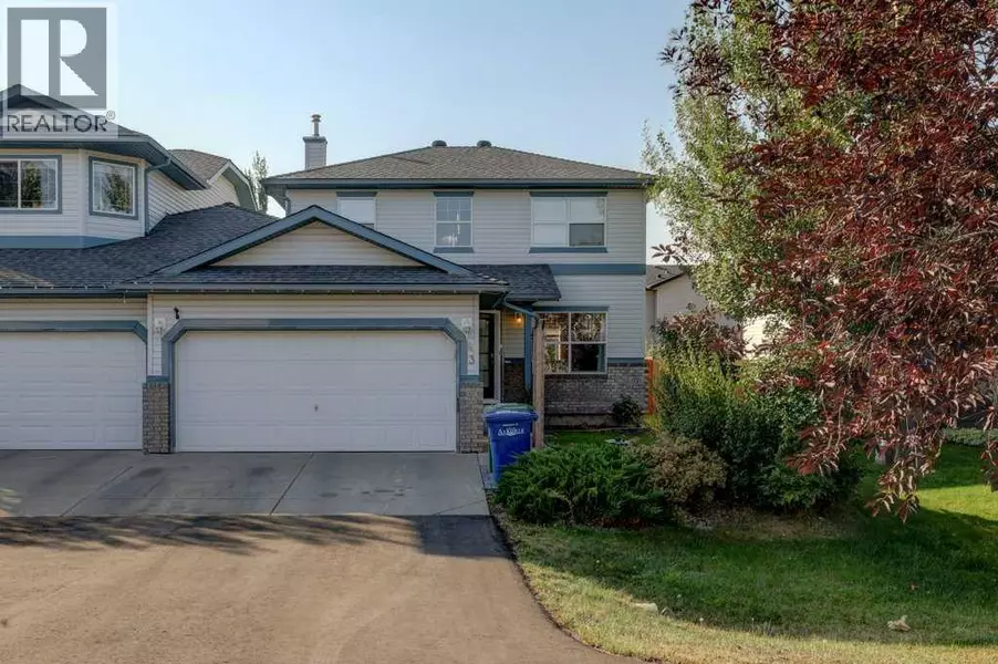 43 Canoe Square SW, Airdrie, AB T4B2N5