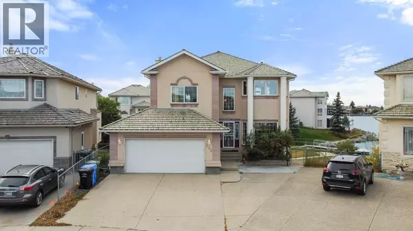 Calgary, AB T3J3T8,253 Coral Shores Cape NE