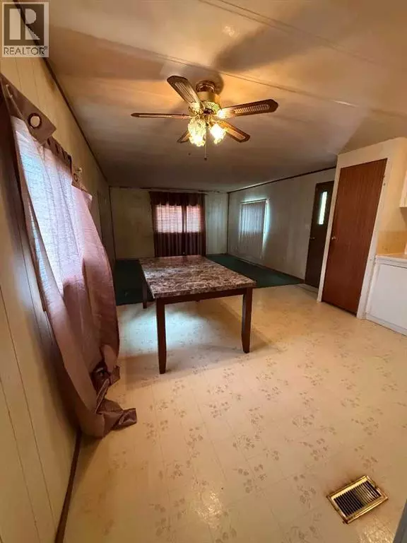 Medicine Hat, AB T1A7Z4,333 Fleet Street SW