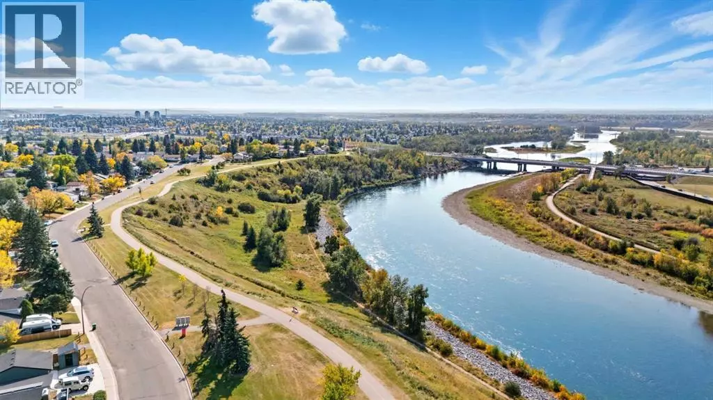 Calgary, AB T2C1S6,124 Lynnbrook Road SE