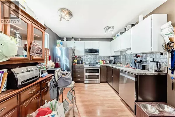 Calgary, AB T3N1B7,147 Castledale Way NE