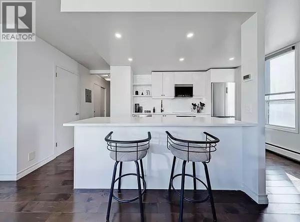 Calgary, AB T2R0M4,606, 317 14 Avenue SW