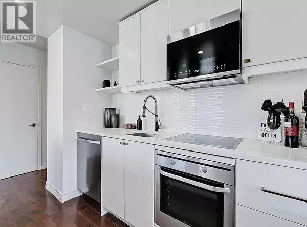 Calgary, AB T2R0M4,606, 317 14 Avenue SW