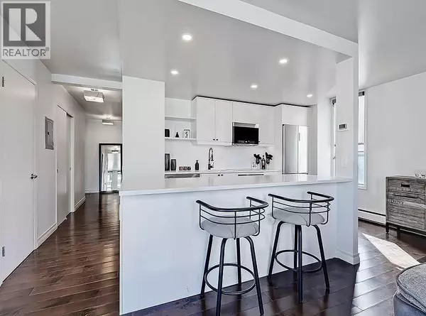 Calgary, AB T2R0M4,606, 317 14 Avenue SW