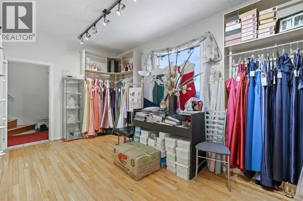 Calgary, AB T2E5B3,620 Marsh Road NE