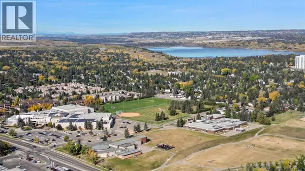 Calgary, AB T2W1B6,26 Brae Glen Court SW