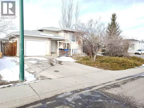 81 Ojibwa Road W, Lethbridge, AB T1K5K9