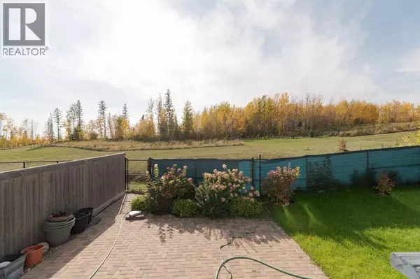 Fort Mcmurray, AB T9K0R3,276 Killdeer Way