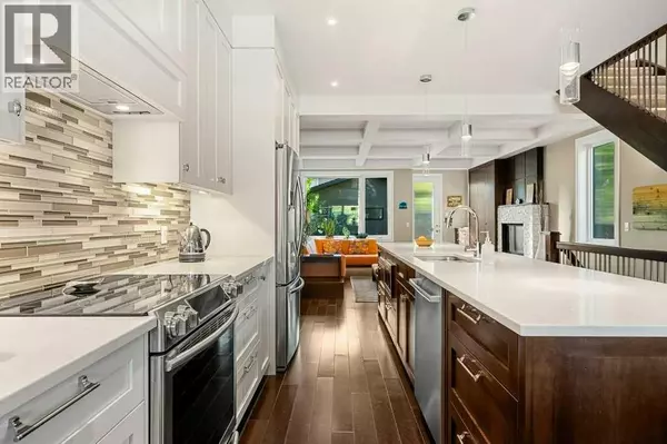 Calgary, AB T2M2E6,611 26 Avenue NW
