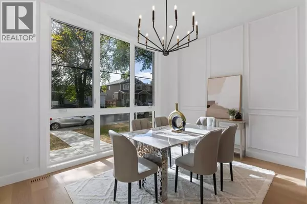 Calgary, AB T2M2A9,644 25 Avenue NW