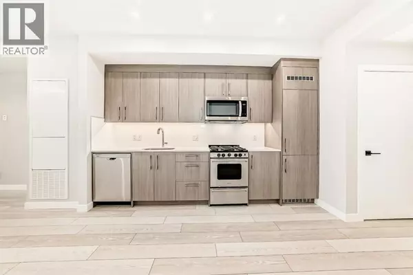 Calgary, AB T2N5G5,325, 110 18A Street NW