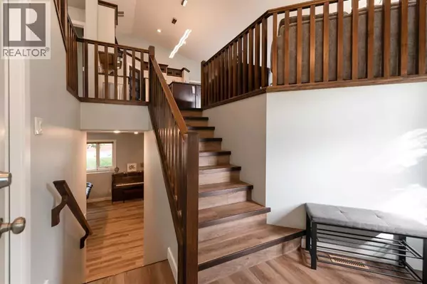 Lethbridge, AB T1K5S2,87 Gateway Mews S