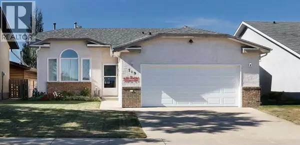 719 Parkland Drive E, Brooks, AB T1R0M3