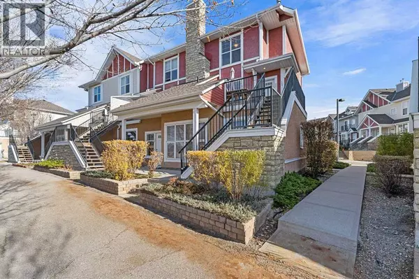 Calgary, AB T3H5V9,772 73 Street SW