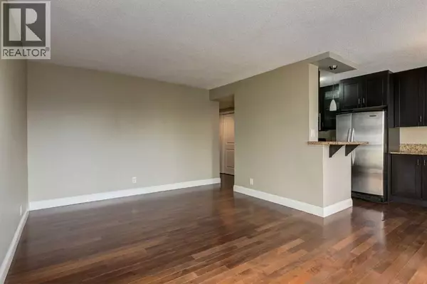 Calgary, AB T2R0N3,706, 733 14 Avenue SW
