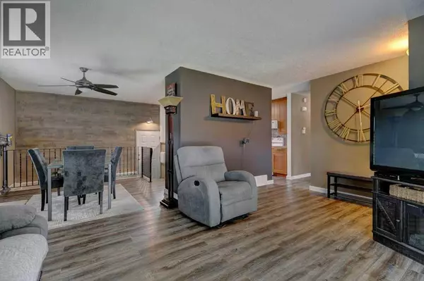 5127 Marian Road NE, Calgary, AB T2A2Y2