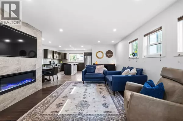 107 Drake Landing Loop, Okotoks, AB T1S0H4