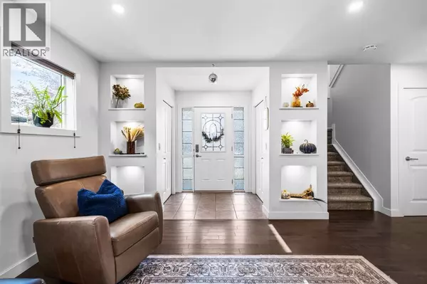 Okotoks, AB T1S0H4,107 Drake Landing Loop