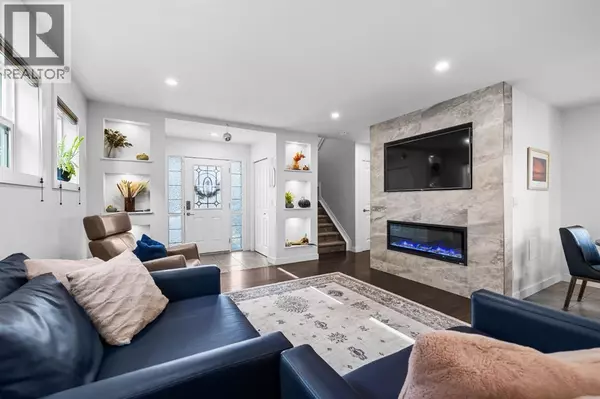 Okotoks, AB T1S0H4,107 Drake Landing Loop