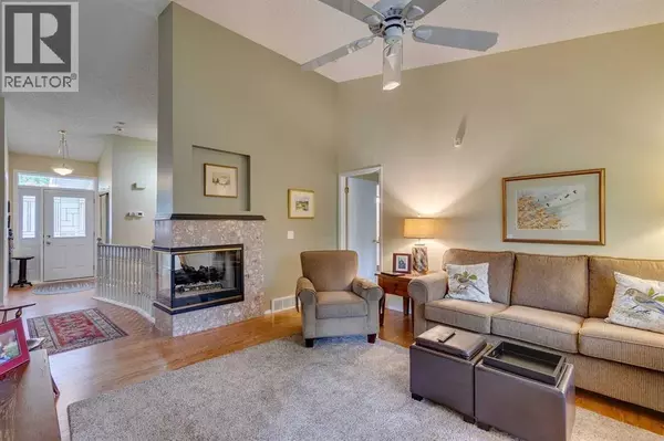 Calgary, AB T2Y3E9,74 Evergreen Bay SW