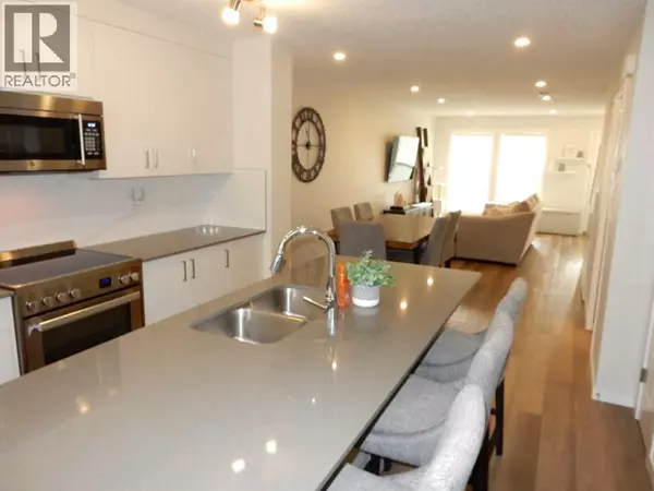 352 Cranbrook Square SE, Calgary, AB T3M3K8