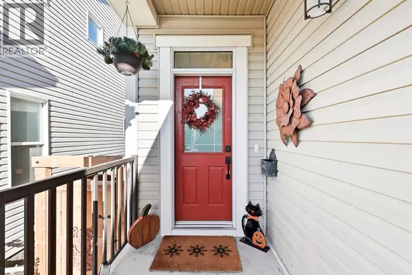 Calgary, AB T2Z1J2,78 Copperpond Street SE