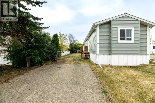 65, 4922 Womacks, Blackfalds, AB T0M0J0