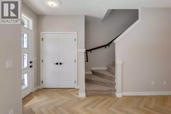 Calgary, AB T3S0R2,7173 Rangeview Avenue SE