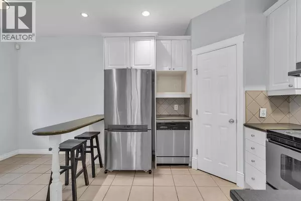 Calgary, AB T2V0G7,2, 534 56 Avenue SW