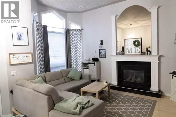 Grande Prairie, AB T8V8L6,12413 105 Street E