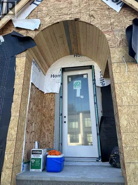 Calgary, AB T3C1Z4,1417 42 Street SW