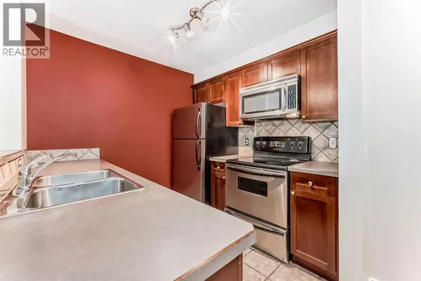 Calgary, AB T2E0H6,204, 420 3 Avenue NE