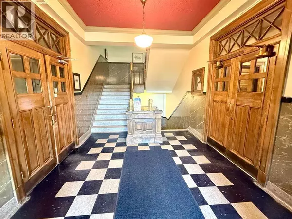 Red Deer, AB T4N1X4,107 & 108, 4836 50 Street