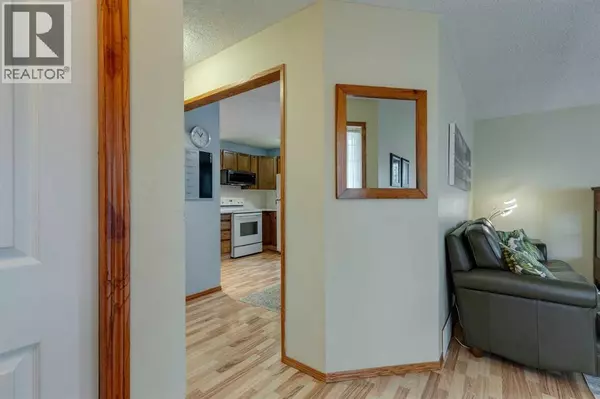 Calgary, AB T3K2X9,152 Sandstone Road NW