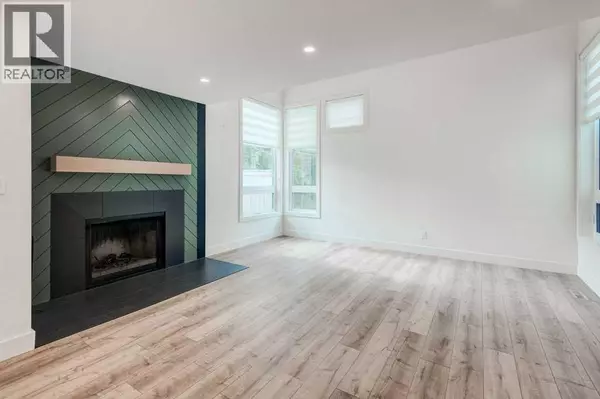 Calgary, AB T2Y2C3,17 Millrise Lane SW