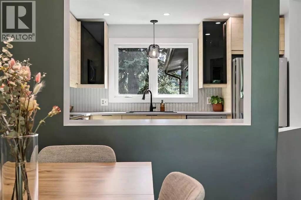 Calgary, AB T2J4Y9,42, 10910 Bonaventure Drive SE
