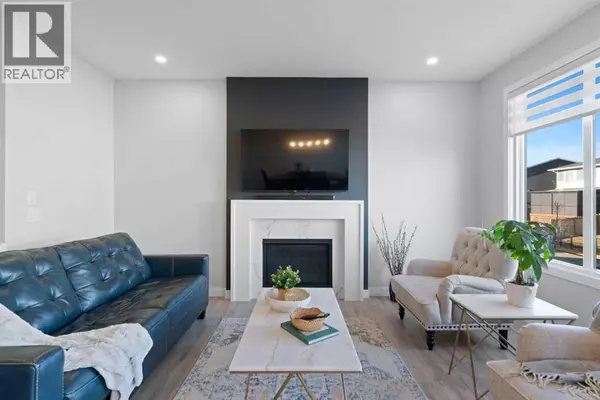 Cochrane, AB T4C2L7,96 Emberside Glen