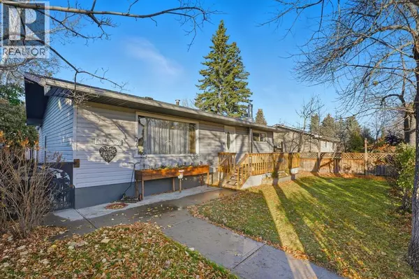 74 Mcrae Street E, Okotoks, AB T1S1J6