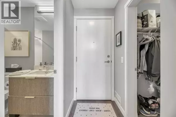 Calgary, AB T2N0R5,417, 823 5 Avenue NW