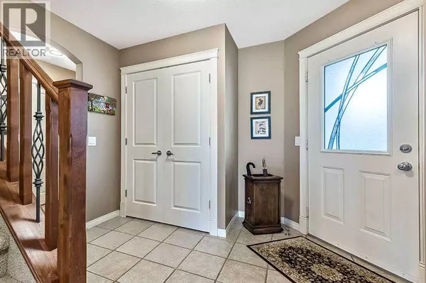 Okotoks, AB T1S2G7,40 Sheep River Cove