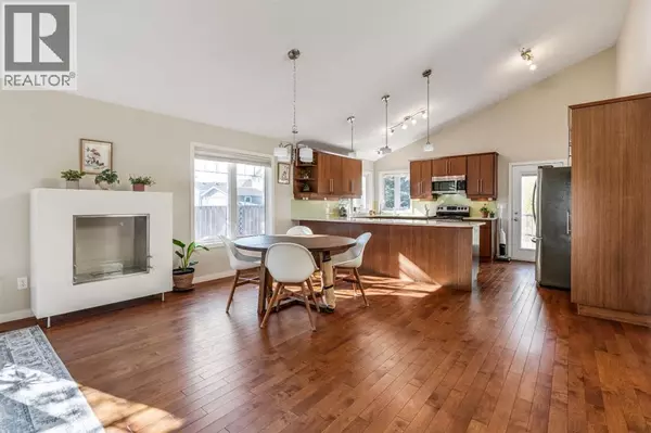 609 Sunridge Crescent W, Lethbridge, AB T1J0T3