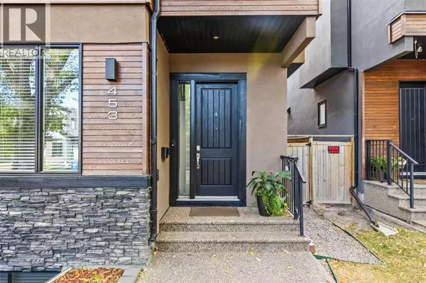 Calgary, AB T2M2K7,453 28 Avenue NW