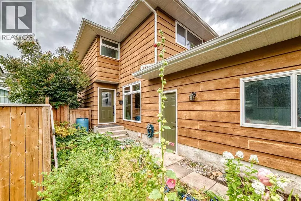 Calgary, AB T3H1V7,6739 Coach Hill Road SW