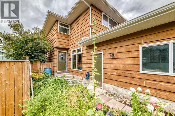 6739 Coach Hill Road SW, Calgary, AB T3H1V7